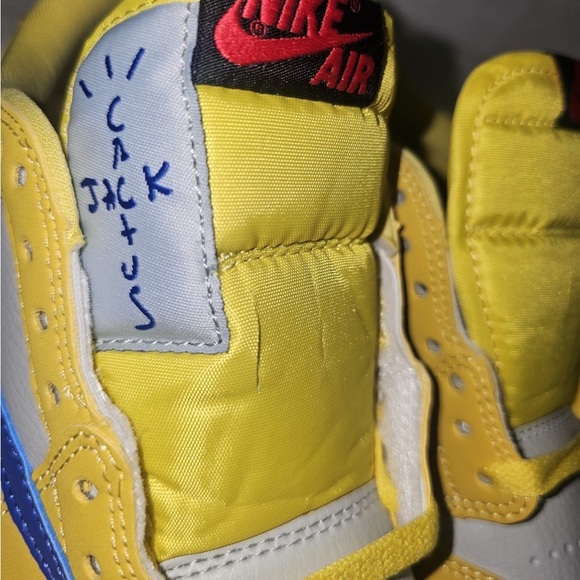 Jordan Other - Travis Scott x Jordan 1 Retro OG SP Low Canary W DZ4137-700